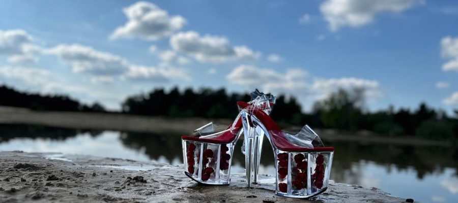 botki szklanki do pole dance szpilki nad wodą